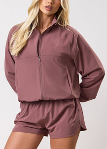 Conjunto de Chaqueta y Pantalones Cortos Ligeros de Verano para Mujer, Color Marrón Ciruela, de Alta Calidad, con Cierre Completo y Largo hasta el Tobillo - Product Image 6