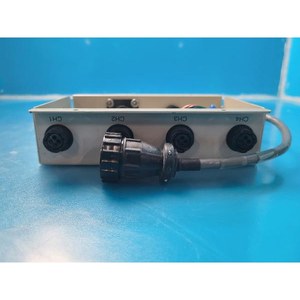 AMAT 0040-20973 BRACKET, FLOW METER, NESLAB Utilisé comme pièce détachée d'équipement semi-conducteur d'occasion - Product Image 1