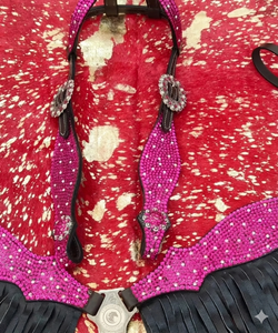 Ensemble de harnais et de collier de poitrine pour cheval occidental en cuir, avec décorations perlées, détails concho et sangles réglables, pour l'équitation. - Product Image 5