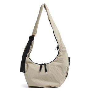 Sac à bandoulière minimaliste en nylon unisexe avec fermeture éclair, couleur beige, design léger - Product Image 4