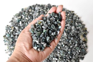 Best Unique Design Natural Moss Agate <b>Crystal</b> <b>Chips</b> Top Quality Feng Shui Style Polished Gemstone for Decoration - Product Image 4