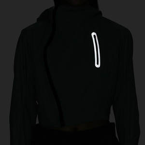 Veste Softshell imperméable de qualité pour femmes, idéale pour la course en plein air, coupe-vent, respirante et légère, fabriquée au Pakistan - Product Image 3