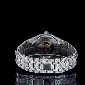 Reloj de Lujo con Cristales de Zafiro y Diamantes de Moissanita, Mecánico Personalizado, Correa de Acero Inoxidable de 20mm, Totalmente Adornado - Product Image 4