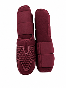 Bottes de protection pour chevaux en polyester personnalisées pour l'extérieur avec plusieurs sangles - Product Image 1