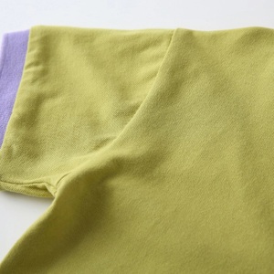 Polo à manches courtes pour enfants de haute qualité, design personnalisé avec logo, tricoté 100% coton, séchage rapide, col rabattu - Product Image 4