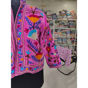Veste en coton rose brodée à la main, col châle, manches longues, motif floral, style Prairie Chic, vêtement de printemps pour femme, cadeau pour elle - Product Image 5