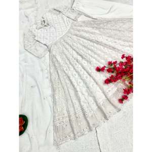 Vestidos de Noche de Diseñador Kavya Fab, Elegante Vestido Anarkali con Pantalón y Dupatta en Blanco, Talla L para Fiestas - Product Image 4