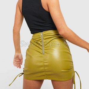 Jupe en cuir de vachette et coton unique, tenue d'hiver ajustée, vêtement de mode de haute qualité, sur mesure, élégante et confortable pour femme - Product Image 2