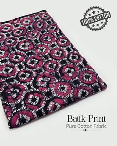 Tela 100% algodón con estampado tradicional. Compre a precio de ganga. Ideal para minivestidos, trajes de mujer, kurta, blusas de algodón. - Product Image 2