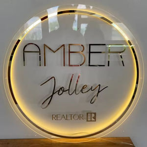 Enseigne 3D personnalisée en acrylique multicolore pour salons de beauté, ateliers de manucure, magasins automobiles, décoration murale et signalétique directionnelle - Product Image 1