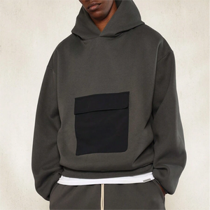 Conjunto de Sudadera con Capucha y Pantalones Cortos para Hombre, Diseño y Logotipo Personalizados, Estilo Casual, Holgado, Sostenible, Transpirable, con Estampado de Letras, para la Temporada de Primavera - Product Image 1