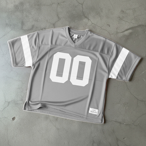 เสื้อยืดเจอร์ซีย์ทรงบ็อกซี่ คอวี แขนครึ่ง ผ้าตาข่าย โพลีเอสเตอร์ 100% สไตล์วินเทจ อเมริกันฟุตบอลย้อนยุค สำหรับผู้ชาย พิมพ์ลายแบบซับลิเมชั่นตามสั่ง - Product Image 2