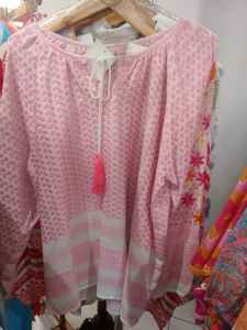 Chemise de Soirée Femme Imprimé Animal Tendance en Satin Premium à Motifs Abstraits, Manches Longues Bouffantes et Poignets Boutonnés - Product Image 3