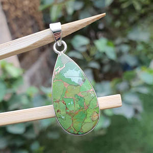 จี้ทรงหยดน้ำโมฮาเวเทอร์ควอยซ์ เงินแท้ 925 ประดับทองแดงสีเขียว เครื่องประดับคุณภาพสูง ขายส่ง เทคโนโลยีการฝังแบบ Bezel Setting - Product Image 6