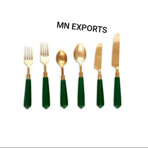 ชุดอุปกรณ์เสิร์ฟสลัดเรซิ่นแท้ 100% สำหรับใช้ในบ้านและโรงแรม พร้อมช้อนไอศกรีมสำหรับเสิร์ฟสลัด - Product Image 1