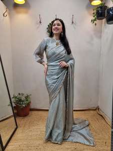 Sari de seda plateada Fendy pre-cosido, listo para usar en un minuto |   Blusa Fluida y Preconfeccionada |   Ropa de Fiesta Talla Única - Product Image 5