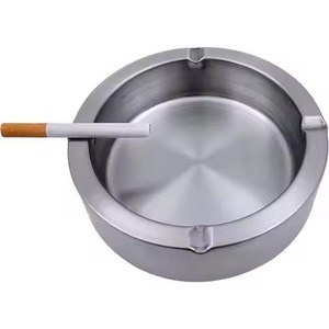 Cendrier décoratif en métal élégant, porte-cendres résistant au vent pour l'intérieur et l'extérieur, idéal pour la maison - Product Image 2