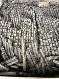 Carbón de Briquetas de Aserrín de Madera Dura de Alta Calidad, Combustible Ecológico para Barbacoa de Vietnam, Sin Humo, Bajo en Cenizas, Larga Duración de Combustión (6 Horas) - Product Image 2