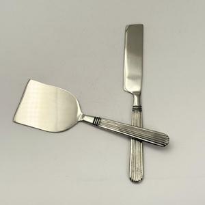 Trancheuse à fromage et couteau à fromage en acier inoxydable avec manche design pour servir le fromage et le beurre à un prix raisonnable en Inde - Product Image 2