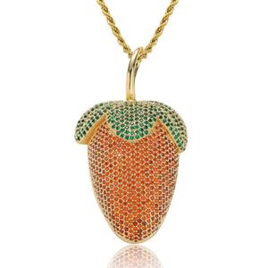 Pendentif en cristal de qualité supérieure en forme de fraise, charme fruit micro-pavé en argent 925, bijou unisexe mignon pour tous les jours - Product Image 2