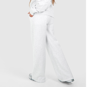 Ensemble de survêtement en coton blanc pour femme, coupe ample, pantalon de survêtement long et veste boutonnée, tenue décontractée pour le printemps avec poches latérales - Product Image 3