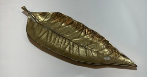 Bandeja Moderna de Hoja de Plátano de Aluminio Fundido Dorado, Plato Decorativo Tropical Largo para Centro de Mesa, Vajilla para Hotel al por Mayor - Product Image 6