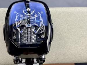 Reloj Deportivo de Lujo Bugatti Chiron Tourbillon Oro Rosa con Motor de 16 Cilindros, Correa de Goma, Día y Fecha, Movimiento Beijing, Tipo Charm - Product Image 2