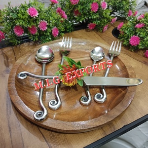 Juego de Cubiertos de Acero Inoxidable con Mango Único Hecho a Mano, Diseño en Espiral, Estilo Vintage, para Hogar y Restaurante, 5 Piezas - Product Image 4