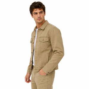 Veste en jean pour homme, conçue avec du denim robuste et une coupe confortable, offrant un style intemporel pour le streetwear, les week-ends et les voyages. - Product Image 2