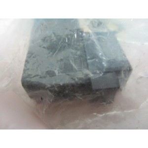 Vanne solénoïde pneumatique SMC NVZ3140, 701877, 422211 - Équipements et pièces semi-conductrices d'occasion fiables à l'échelle mondiale chez - Product Image 1