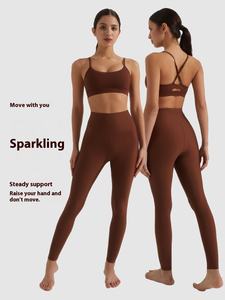 Conjunto Deportivo Sexy de 3 Piezas, Transpirable y Ligero, con Cuello en V Profundo y Cintura Alta para Realzar los Glúteos, para Entrenamiento Activo Femenino - Product Image 3