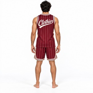 Ensemble d'uniformes de basketball personnalisés – Maillot et short respirants en mesh pour clubs, écoles et entraînements unisexes pour jeunes - Product Image 2