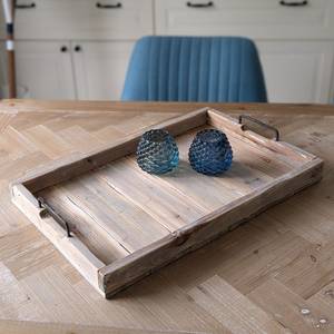 Bandeja de Madera en Color Gris Rústico, Forma Rectangular Resistente con Asas Prácticas, Ideal para Servir con Estilo - Product Image 3