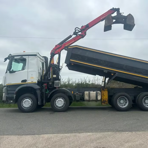 Producto TOP USADO, Camión Volquete Arocs 3240 8x4 en Perfectas Condiciones con Grúa, Listo para Usar - Product Image 1