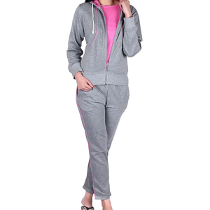 Ensemble de survêtement gris personnalisé pour femme : sweat à capuche zippé et pantalon de jogging assorti – Tenue de sport décontractée deux pièces - Product Image 1