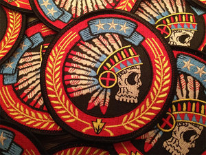 Parche Termoadhesivo Bordado con Estampado de Pantera, Forma Irregular, Tela Tejida, Insignia Decorativa con Corte Láser - Product Image 5
