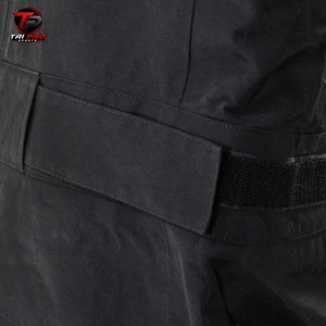 Salopette de chasse et de pêche noire unie pour homme, avec fermeture éclair centrale intégrale et doubles poches zippées sur la poitrine, bretelles inclinées - Product Image 5