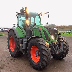 ราคาโรงงาน คุณภาพสูง รถแทรกเตอร์ฟาร์มขนาดเล็ก Fendt Vario 716/724 แท้ 60-180 แรงม้า ระบบขับเคลื่อน 2 ล้อ เครื่องยนต์ 100 แรงม้า พร้อมปั๊ม เกียร์บ็อกซ์ และระบบส่งกำลัง - Product Image 6