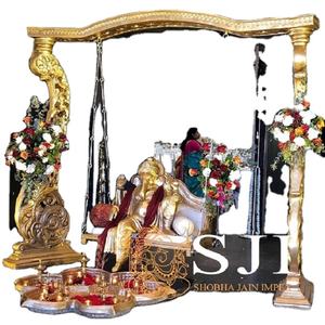 Columpio de Fibra de Madera Estilo Paisley con Decoración Meenakari para Bodas y Sangeet - Product Image 1