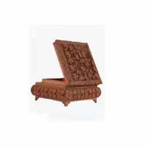 Boîte à bijoux carrée en bois faite à la main, taille personnalisée, couleur naturelle, design moderne, construction durable, décorative, pour bagues et artisanat - Product Image 3