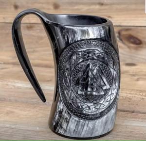 Auténtica Jarra de Cerveza Vikinga Nórdica Hecha a Mano con Cuerno Natural de Búfalo, Taza Medieval para Beber - Product Image 1