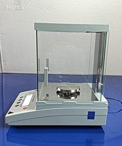 เครื่องชั่งดิจิตอลความแม่นยำสูง 200 กรัม สำหรับใช้ในห้องปฏิบัติการ ความละเอียดการอ่าน 1 มิลลิกรัม เครื่องชั่งอิเล็กทรอนิกส์ - Product Image 4