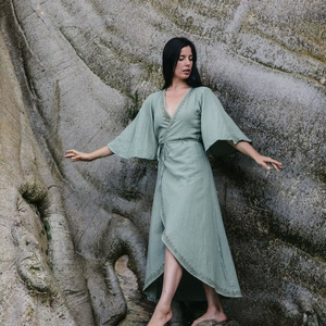 Robe longue bohème à manches longues, style déesse, tenue de cérémonie, robe de mariée éthérée, tenue de plage - Product Image 1