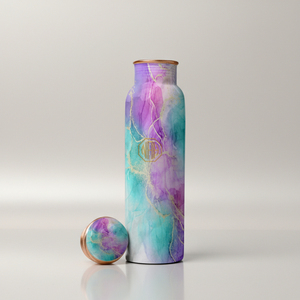 Bouteille d'eau en cuivre de qualité supérieure de 750 ml en gros |   Conception élégante, légère et durable pour une consommation directe, avec couvercle écologique - Product Image 4