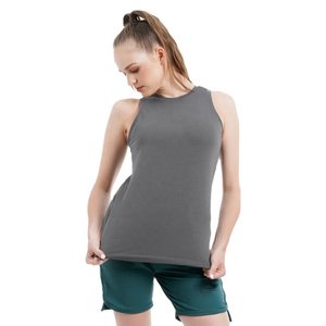 Débardeur athlétique gris pour femme, à séchage rapide, anti-humidité, sans manches, personnalisé, en polyester recyclé durable - Product Image 1