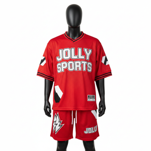 Ensemble de shorts en jersey de polyester respirant pour hommes, léger, rouge, vêtements de sport avec logo personnalisé par transfert thermique, ensemble de shorts pour hommes - Product Image 1