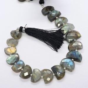 Perles fantaisie facettées en forme de D en labradorite naturelle, perles de pierres précieuses labradorite à reflets bleus, perles fantaisie de forme rare, perles de labradorite - Product Image 1