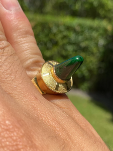 Anillo de cóctel con gema de malaquita en forma de púa, chapado en oro de 14K, estilo vintage, joyería para hombre, regalo, uso diario - Product Image 4