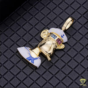Pendentif animal de dessin animé entièrement détaillé en argent sterling avec pierres de diamant moissanite serties à la main - Product Image 4