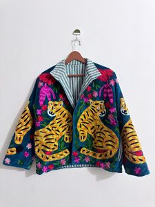 Blouson Bomber Femme en Velours Teal à Col Montant et Fermeture Éclair, Broderie Florale Tigre, Manteau d'Automne, Veste Brodée Tigre - Product Image 3
